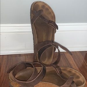 Yara Oiled Leather Habana Birkenstock’s